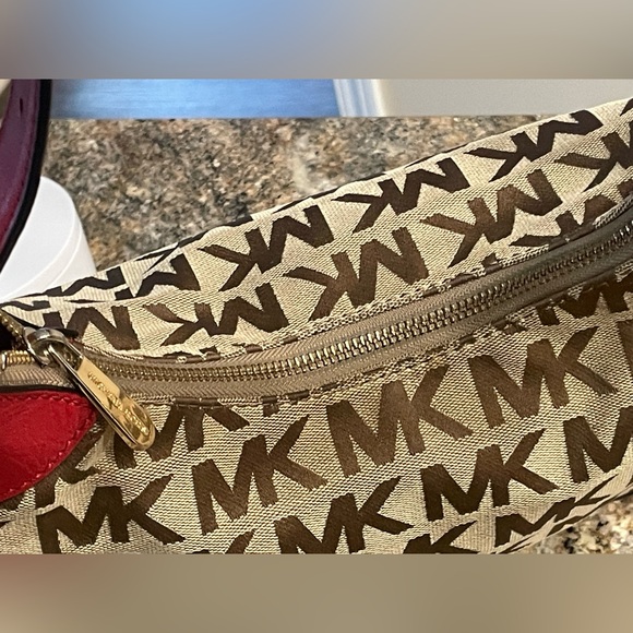 Michael Kors Shoulder Bag - Picture 14 of 14